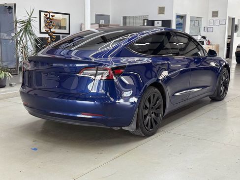 Used 2018 Tesla Model 3 AWD/4WD image 2