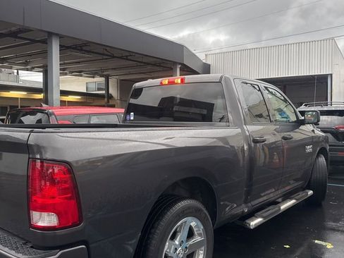 Used 2017 RAM 1500 Express image 11