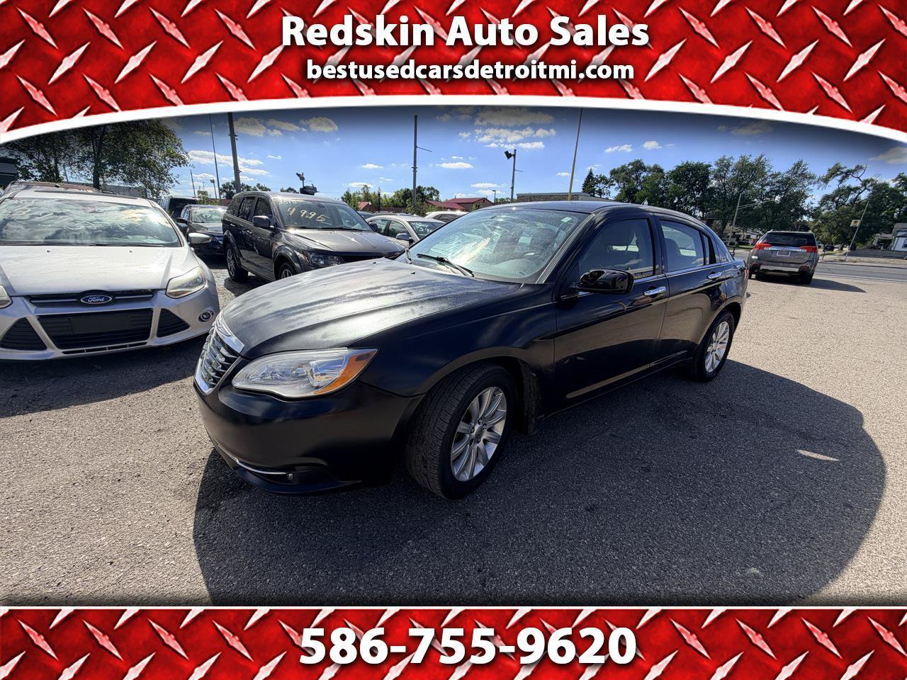 Used 2013 Chrysler 200 Limited FWD image 1
