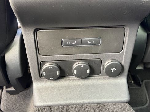 Used 2018 Jaguar F-PACE S image 5