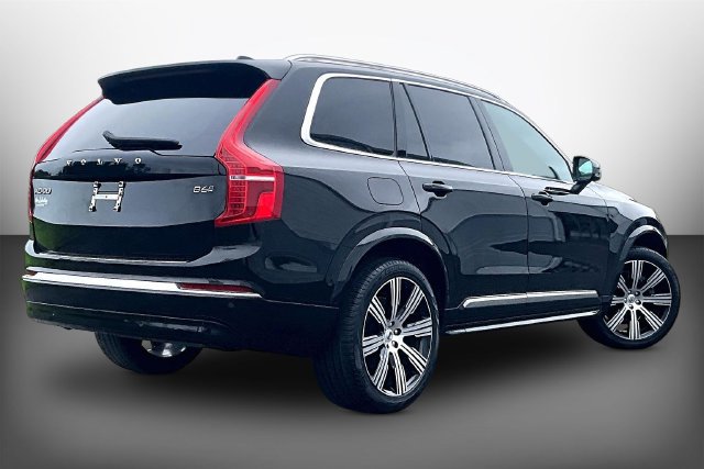 Used 2023 Volvo XC90 B6 Ultimate AWD/4WD image 2