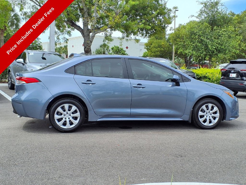 Used 2026 Toyota Corolla LE FWD image 9