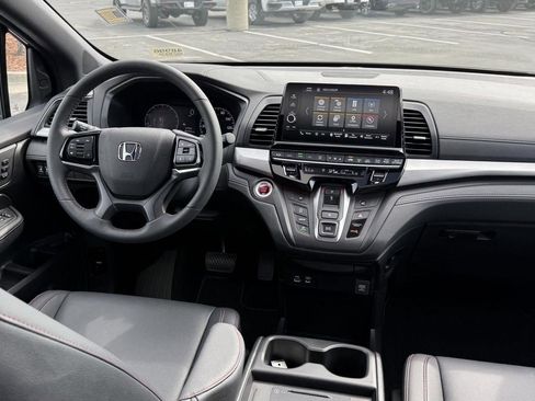 Certified 2026 Honda Odyssey Sport-L image 32
