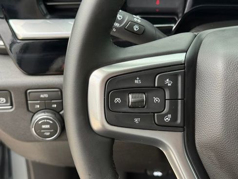 Used 2026 Chevrolet Silverado 1500 LT AWD/4WD image 12