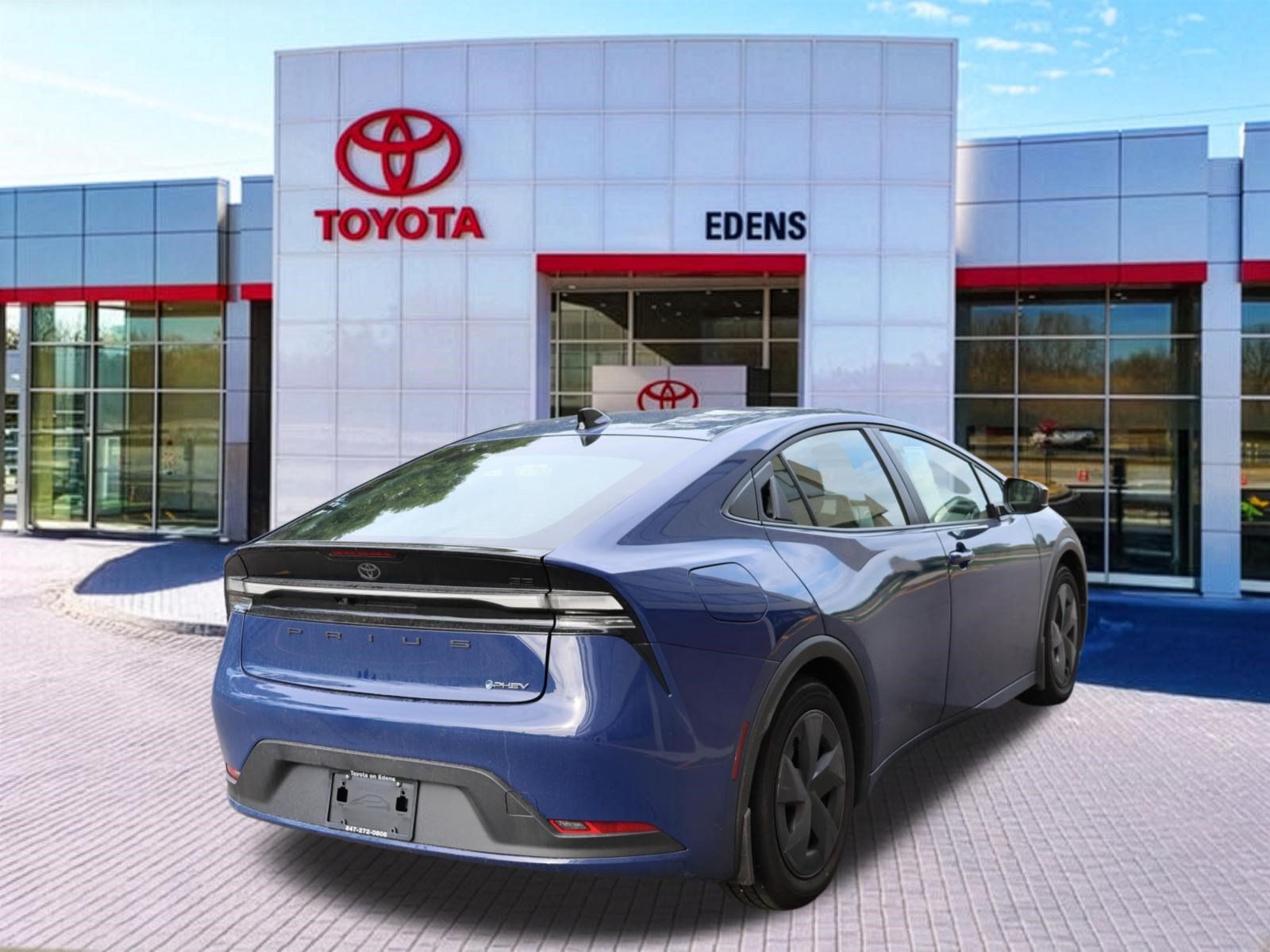Certified 2026 Toyota Prius Plug-In Hybrid FWD image 3