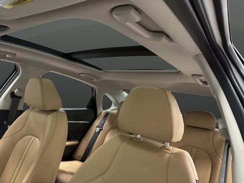 Used 2025 Hyundai Sonata Limited image 7