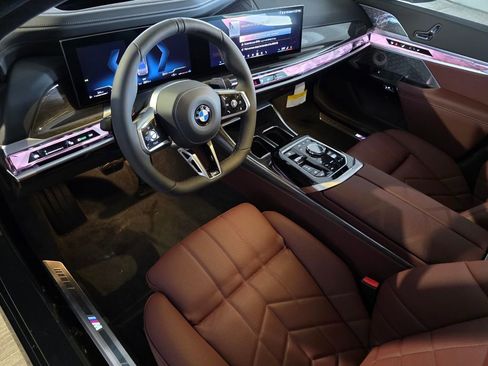 New 2026 BMW 760i xDrive w/ Executive Package AWD/4WD image 8