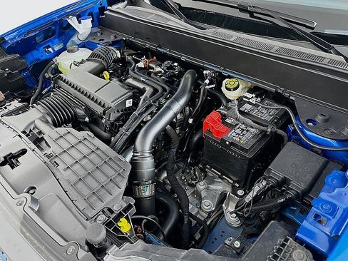 New 2025 Ford Maverick Lobo image 18