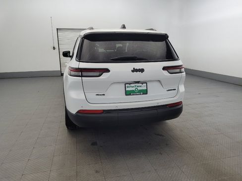 Used 2023 Jeep Grand Cherokee L Limited w/ Black Appearance Package image 6