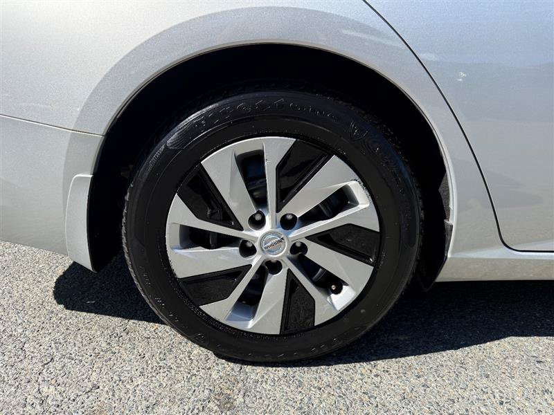 Used 2020 Nissan Altima 2.5 S FWD image 12
