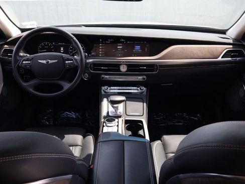 Used 2021 Genesis G90 3.3T Premium RWD image 21