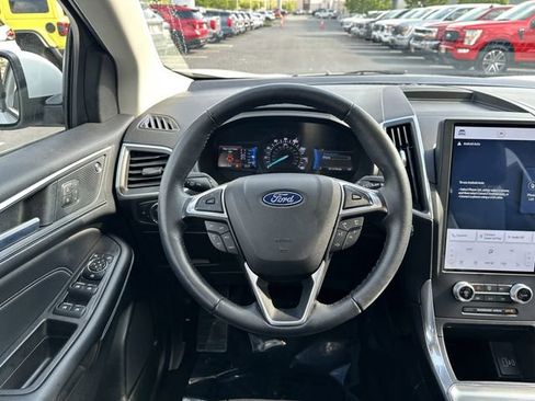 Certified 2022 Ford Edge Titanium AWD/4WD image 14