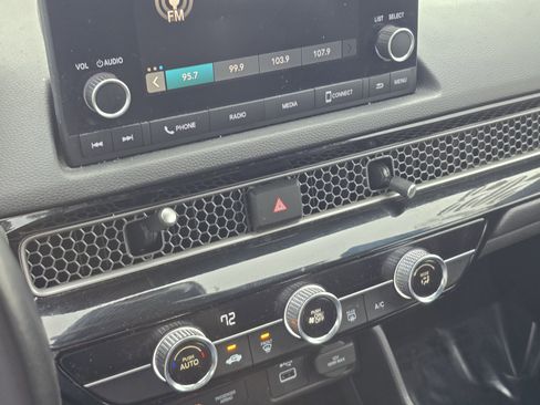 Certified 2024 Honda Civic Sport image 26