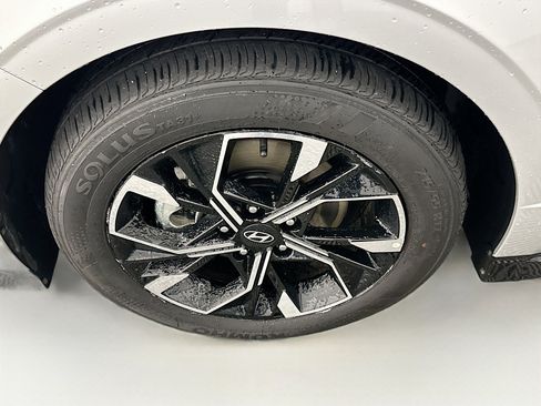 Used 2025 Hyundai Sonata SEL image 11