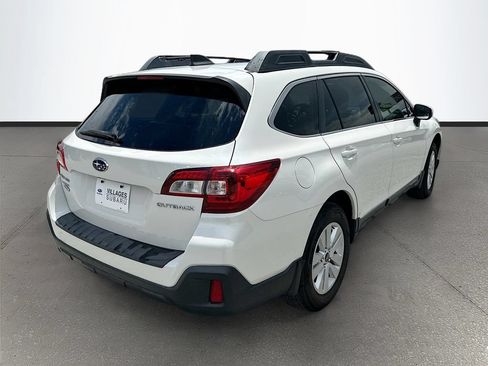 Used 2019 Subaru Outback 2.5i Premium AWD/4WD image 7