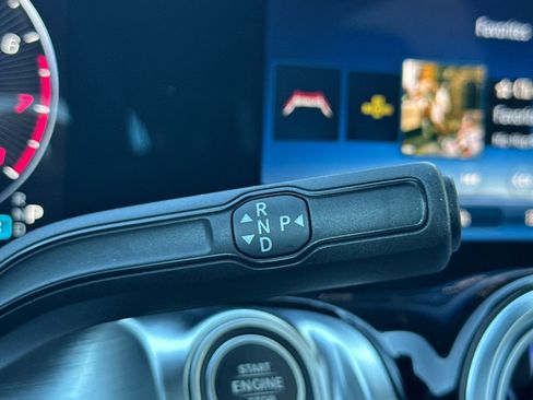 New 2026 Mercedes-Benz GLB 250 image 21