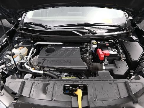 Used 2023 Nissan Rogue S AWD/4WD image 16