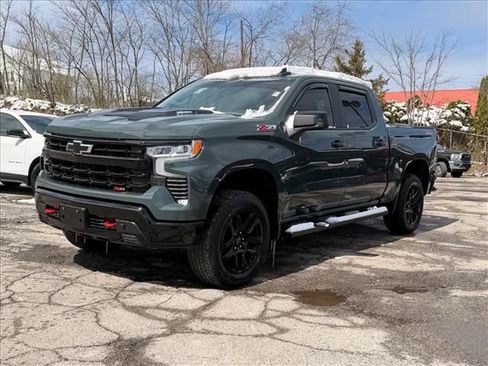 Used 2025 Chevrolet Silverado 1500 LT Trail Boss w/ Convenience Package II AWD/4WD image 8