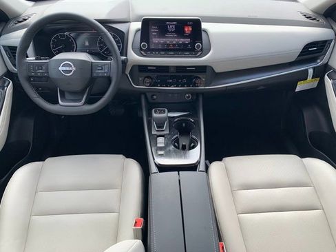 New 2026 Nissan Rogue SV w/ SV Premium Package FWD image 20