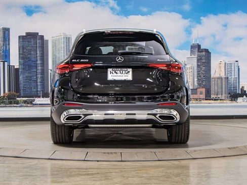 New 2026 Mercedes-Benz GLC 300 4MATIC image 11