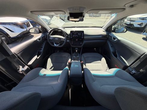 Used 2022 Hyundai Ioniq SE FWD image 21