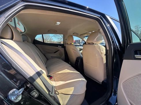 Used 2016 Kia Optima EX image 36