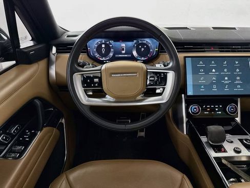 Certified 2023 Land Rover Range Rover SE AWD/4WD image 25