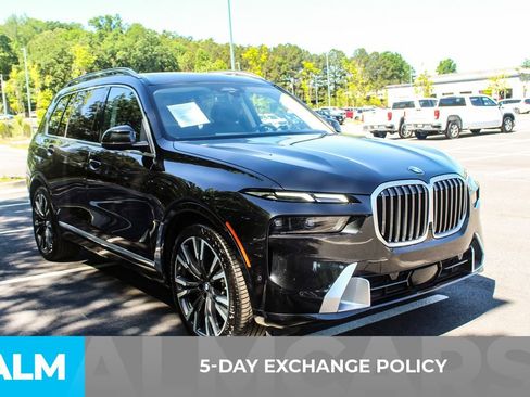 Used 2023 BMW X7 xDrive40i w/ Premium Package AWD/4WD image 4