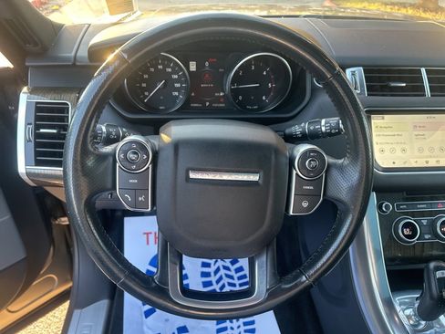 Used 2017 Land Rover Range Rover Sport HSE image 14