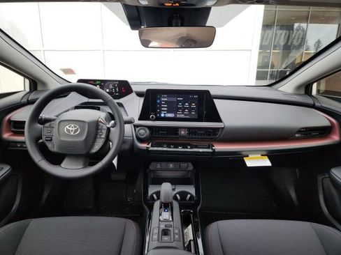 New 2026 Toyota Prius Plug-In Hybrid FWD image 19