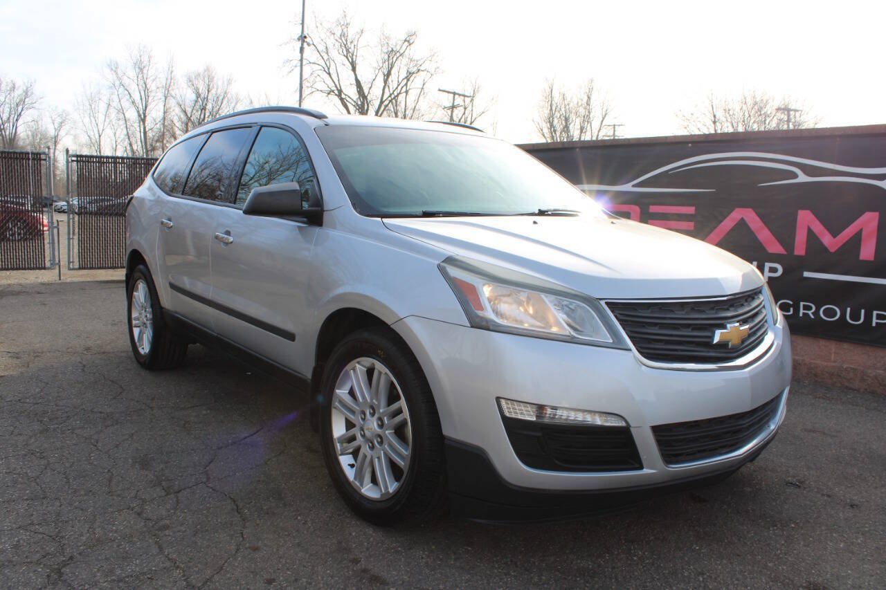 Used 2017 Chevrolet Traverse LS AWD/4WD image 34