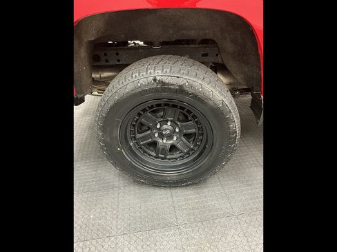 Used 2020 Chevrolet Colorado LT AWD/4WD image 37