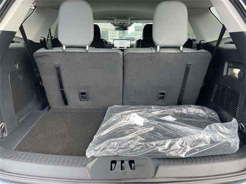 New 2026 Ford Explorer Active w/ Active Comfort Package image 5