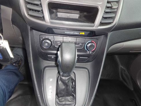 Used 2022 Ford Transit Connect XL image 15