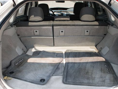 Used 2012 Toyota Prius Two FWD image 22