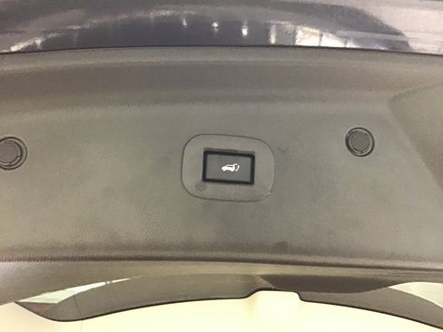 Used 2022 INFINITI QX80 Premium Select w/ All-Season Package image 7