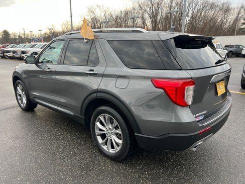 Certified 2023 Ford Explorer Limited w/ Equipment Group 301A image 5