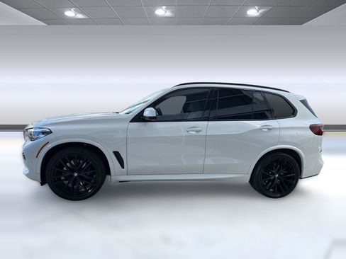 Used 2022 BMW X5 sDrive40i w/ M Sport Package RWD image 2