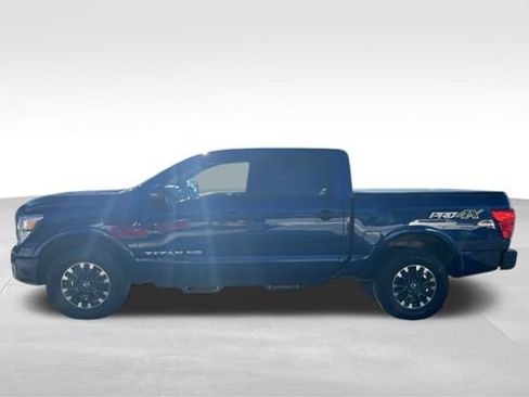 Used 2019 Nissan Titan PRO-4X image 7