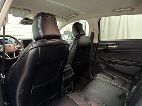 Used 2022 Ford Edge Titanium w/ Equipment Group 301A AWD/4WD image 23