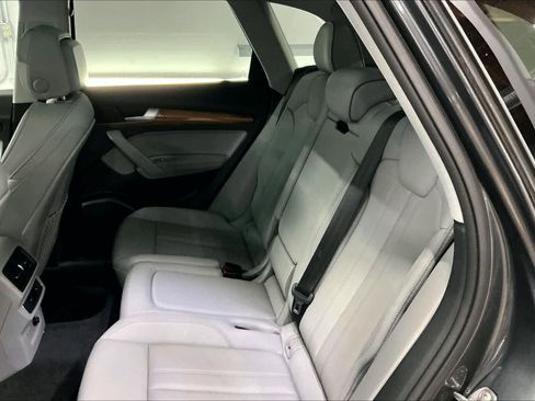 Certified 2023 Audi Q5 2.0T Premium Plus w/ Premium Plus Package image 29
