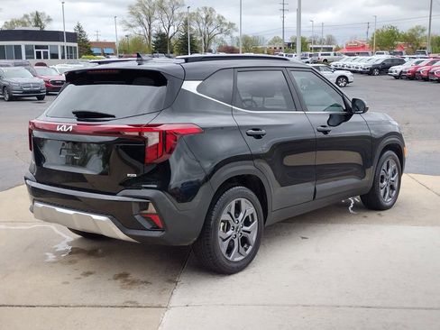 Used 2024 Kia Seltos S AWD/4WD image 14