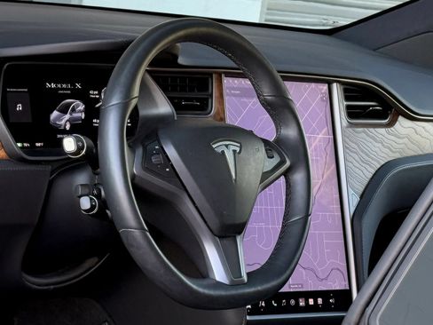 Used 2019 Tesla Model X 75D AWD/4WD image 13
