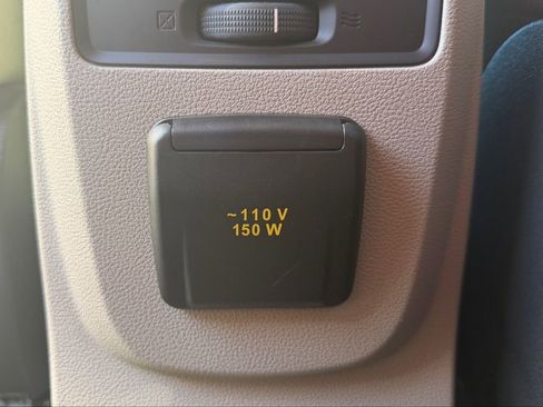 Used 2017 Ford Escape SE w/ SE Cold Weather Package image 15