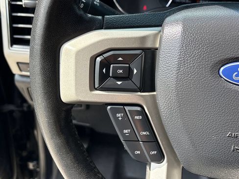 Used 2019 Ford F250 Lariat w/ Lariat Value Package AWD/4WD image 17