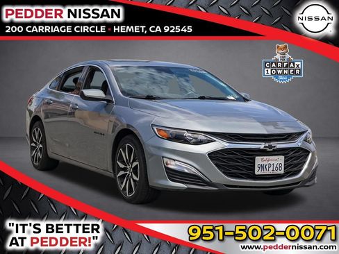 Used 2025 Chevrolet Malibu RS FWD image 1