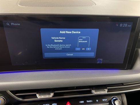 Used 2025 Hyundai Sonata Limited image 11