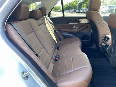 New 2026 Mercedes-Benz GLE 450 4MATIC image 4