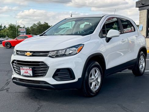 Used 2019 Chevrolet Trax LS AWD/4WD image 8