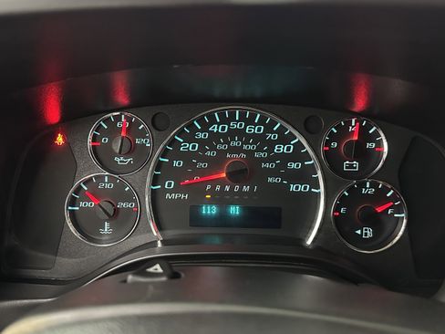 Used 2024 GMC Savana 2500 w/ Driver Convenience Package image 12